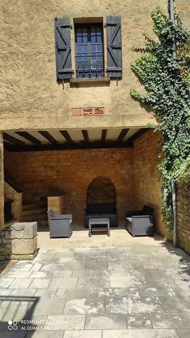 Duplex Avec Cour Au Coeur De La Cite Medievale. غوردون أون كيرسي فرنسا